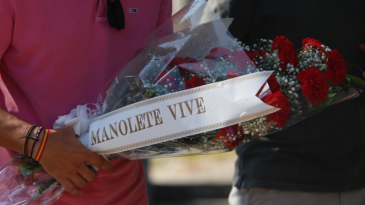 Homenaje a Manolete en el 74 aniversario de su muerte en Linares