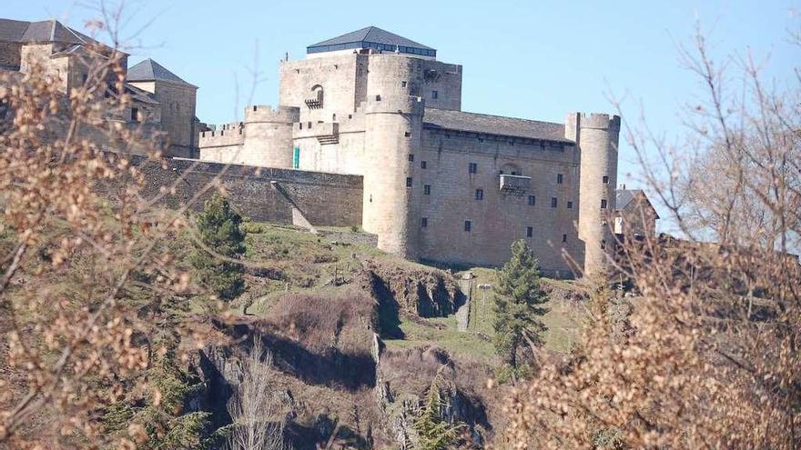 Vista del Castillo de Puebla, uno de los monumentos representativos de la villa.