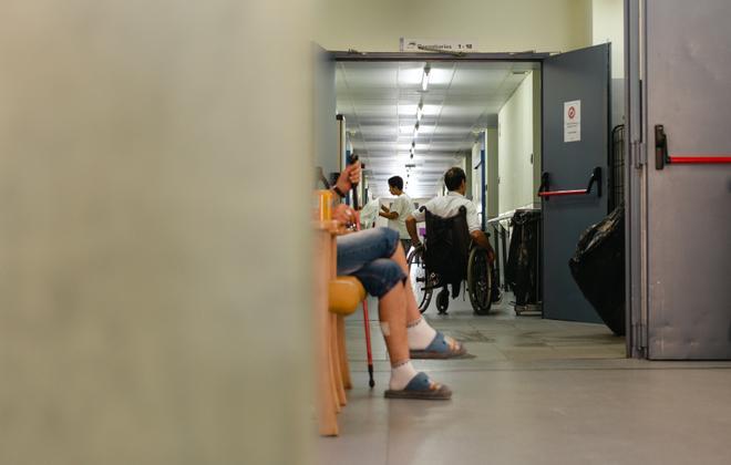 Meses sin aire acondicionado en el centro de pacientes sin hogar de Puerta Abierta: "Hemos estado a más de 45ºC"