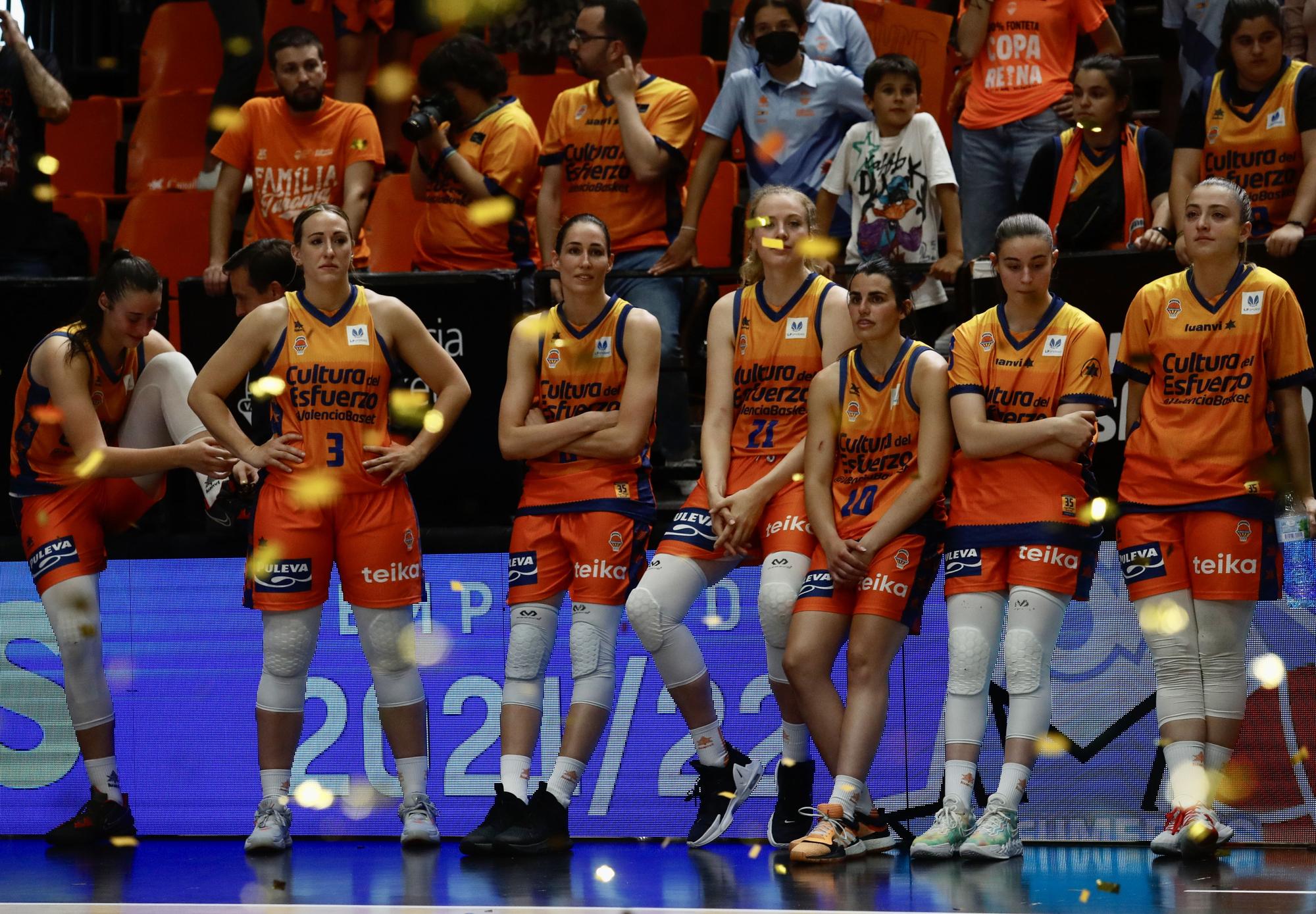 Adiós a la Liga entre aplausos para el Valencia Basket