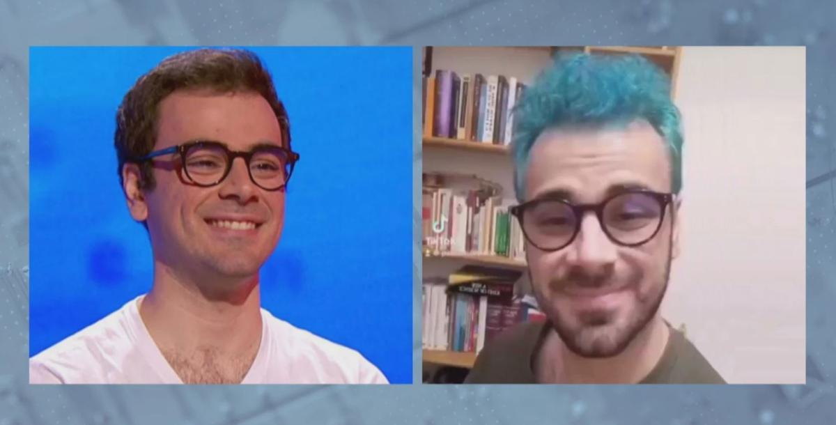 Pablo Díaz y su pelo azul