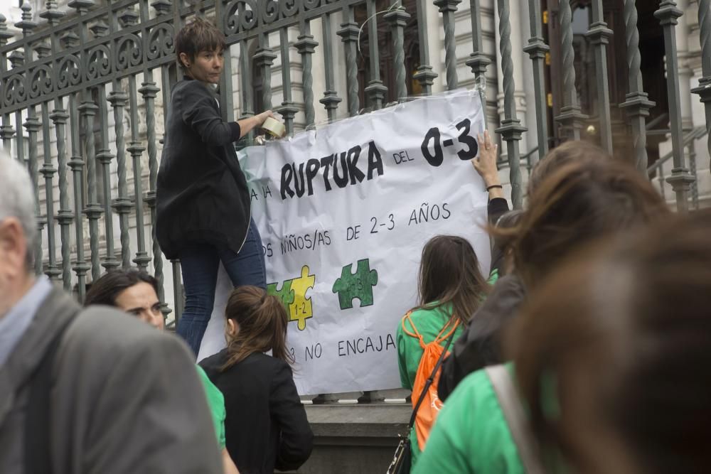 Concentración en favor de la escuela de 0 a 3 años