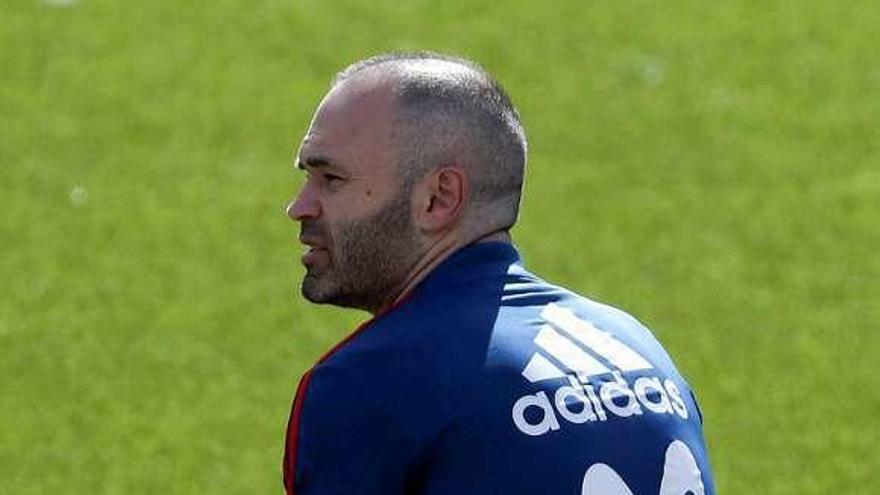 Iniesta, ayer, en La Ciudad del Fútbol. // Javier Lizón