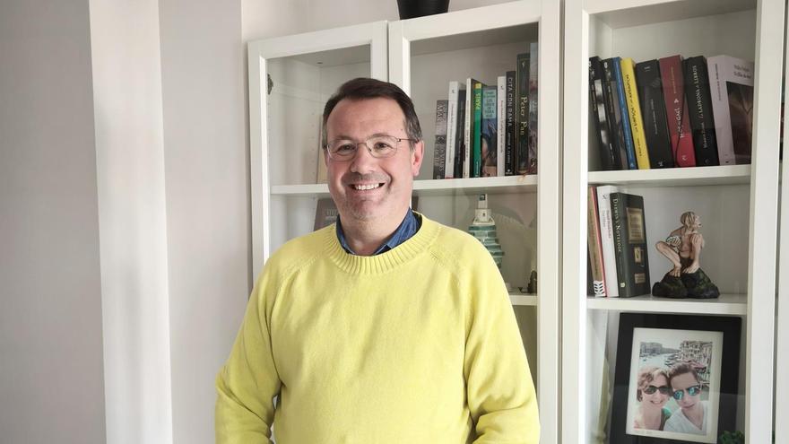 Julio Rodríguez, presidente de la FESPM y profesor de Matemáticas en IES As Barxas.