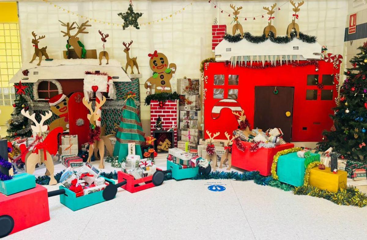 Decoración navideña de los alumnos de ESO del IES Alto Nalón de Barredos