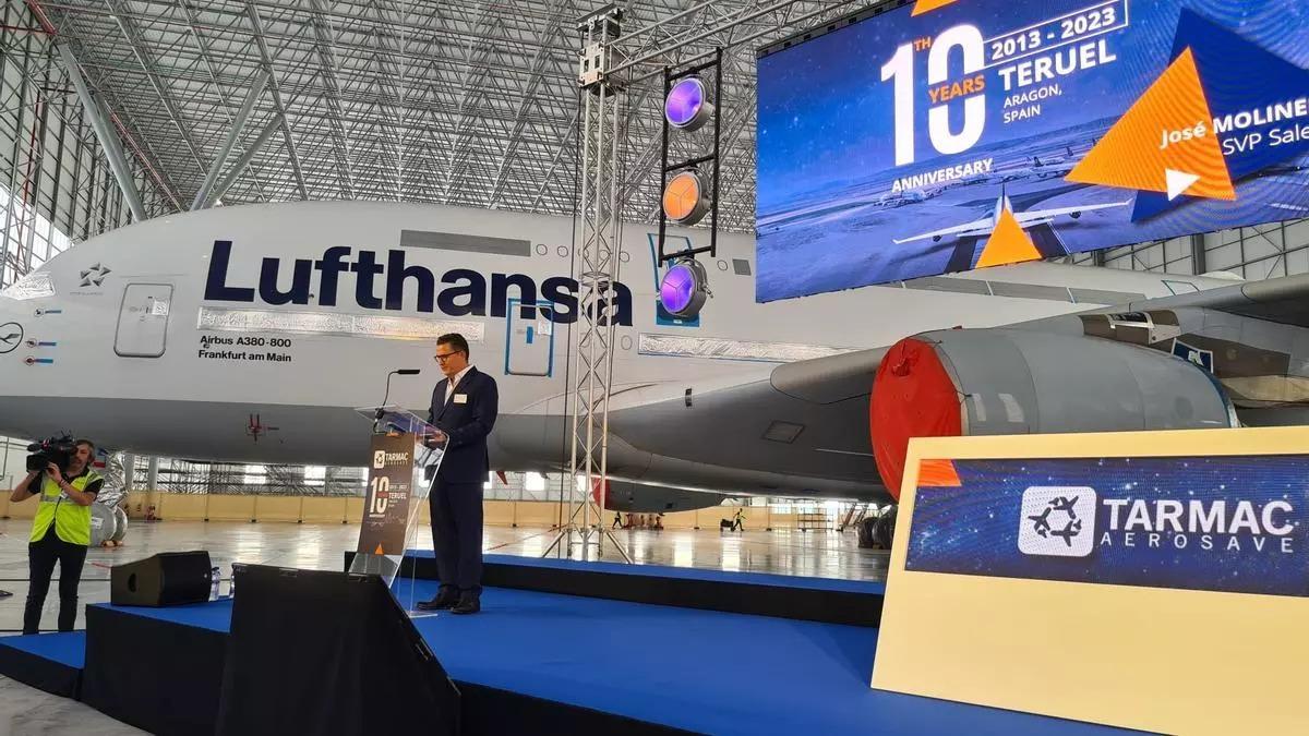 Acto en el Aeropuerto de Teruel por el décimo aniversario de Tarmac-Aragón, en septiembre de 2023