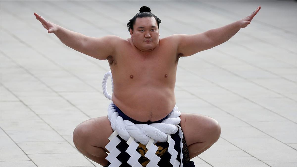 Hakuho, luchador de sumo contagiado de coronavirus
