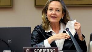 Nadia Calviño , vicepresidenta primera y ministra de Asuntos Económicos, en el Congreso de los Diputados.