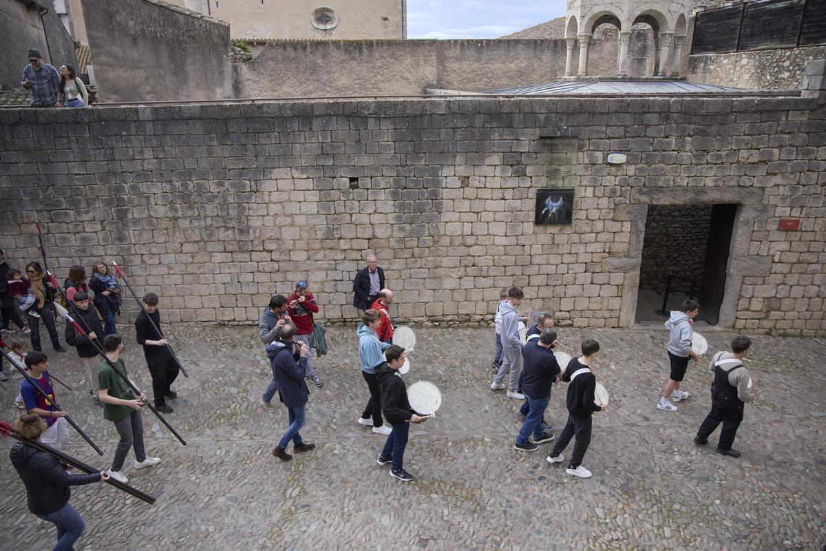 Assaig per a infants dels Manaies