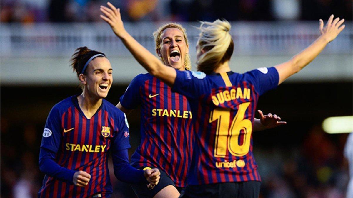 Toni Duggan anotó dos tantos ante el LSK