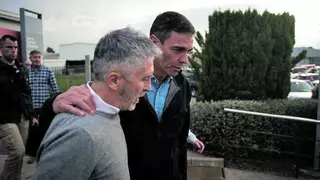 El PP anuncia que pedirá comparecer a ministros por el contrato de las balas y Puente resta importancia a la tensión en el Gobierno