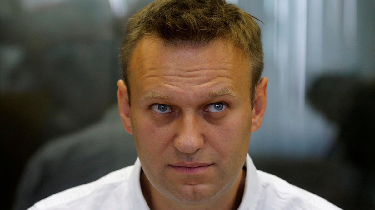 FILE PHOTO: Russian anti-corruption campaigner and opposition figure Navalny attends hearing at Lublinsky district court in Moscow