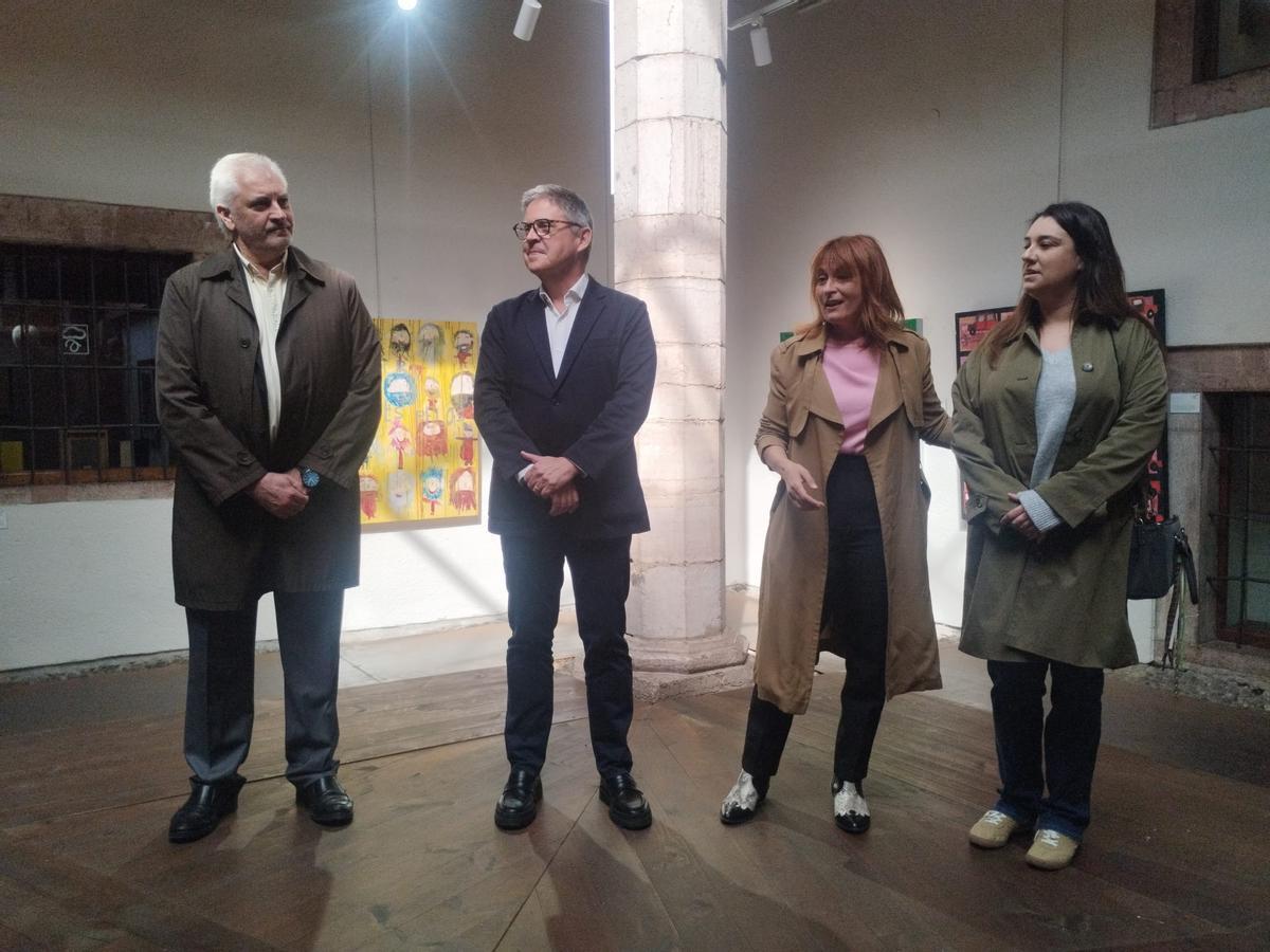 Por la izquierda, el director de FASAD, Gonzalo González, el director general de Autonomía Personal,Enrique Rodríguez, y las ediles, Lorena Cabo y Cristina Coalla.