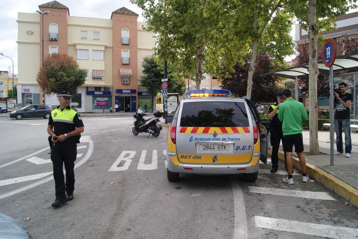 Control de tráfico por parte de la DGT y la Policía Local.