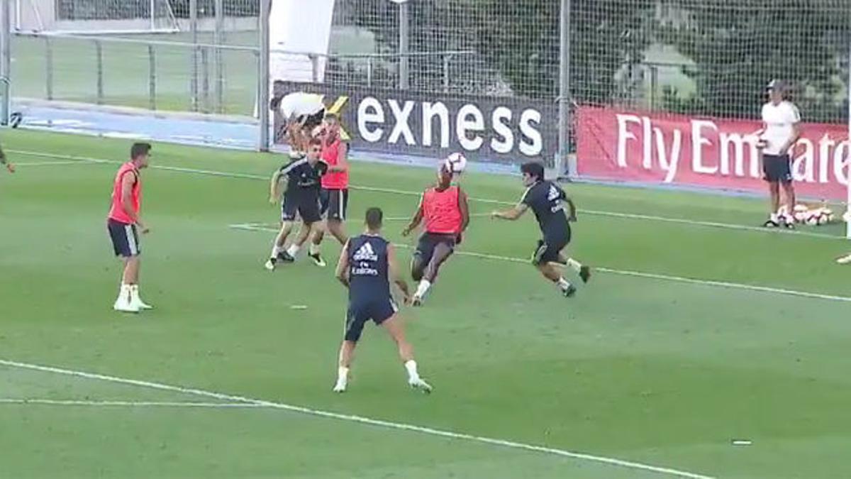 Vinicius se luce en el entrenamiento del Madrid con esta increíble chilena