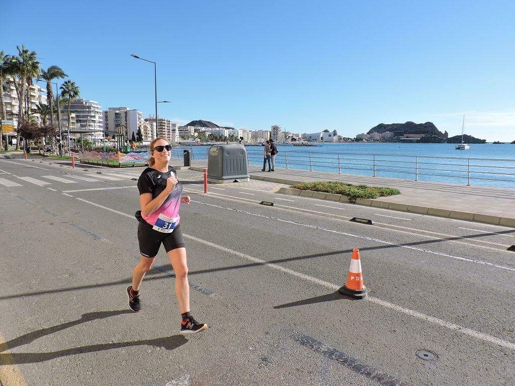 Estos todas las imágenes de la Media Maratón de Águilas