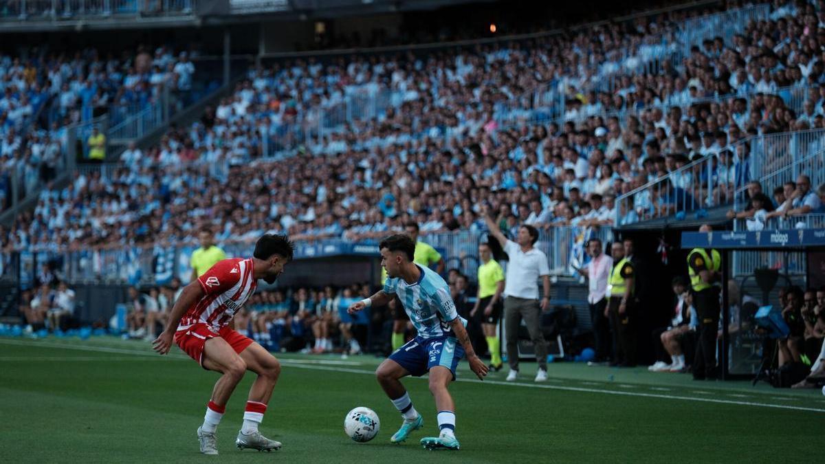 La Rosaleda fue el pulmón del Málaga CF en la final contra el Almería.