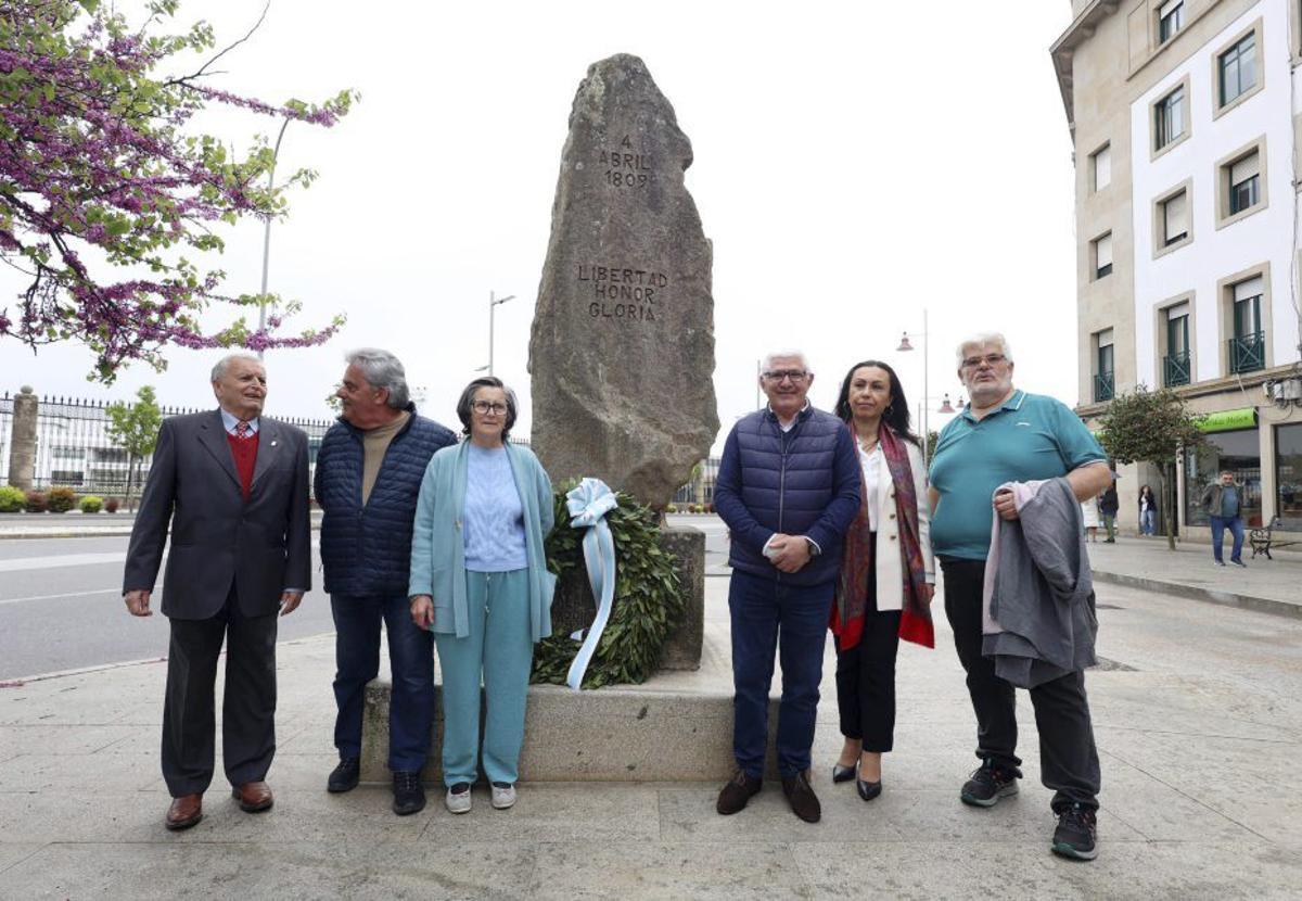 La ceremonia fue ante el monolito ubicado en Augusto Miranda. | GUSTAVO SANTOS