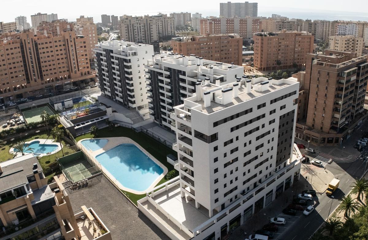 Los retrasos en las obras permitieron que Les Naus se pudiera acoger al decreto de Mazón y que la protección de las viviendas fuera a 30 años