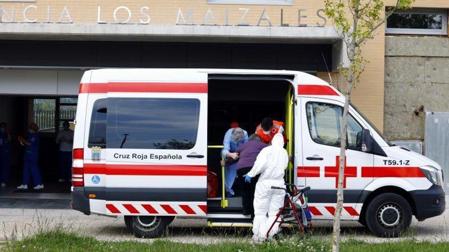 El PP exige más ambulancias adaptadas a pacientes de covid