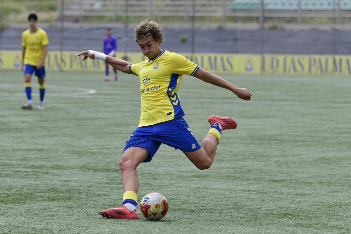 El lateral barcelonés Víctor Villote.