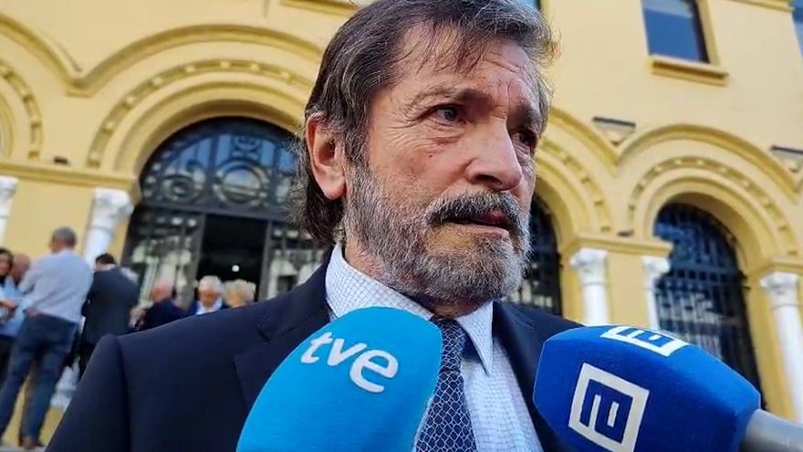 Javier Fernández, expresidente del Principado: "Antonio Trevín era una persona muy cercana, se preocupaba por los problemas de la gente e intentaba resolverlos"