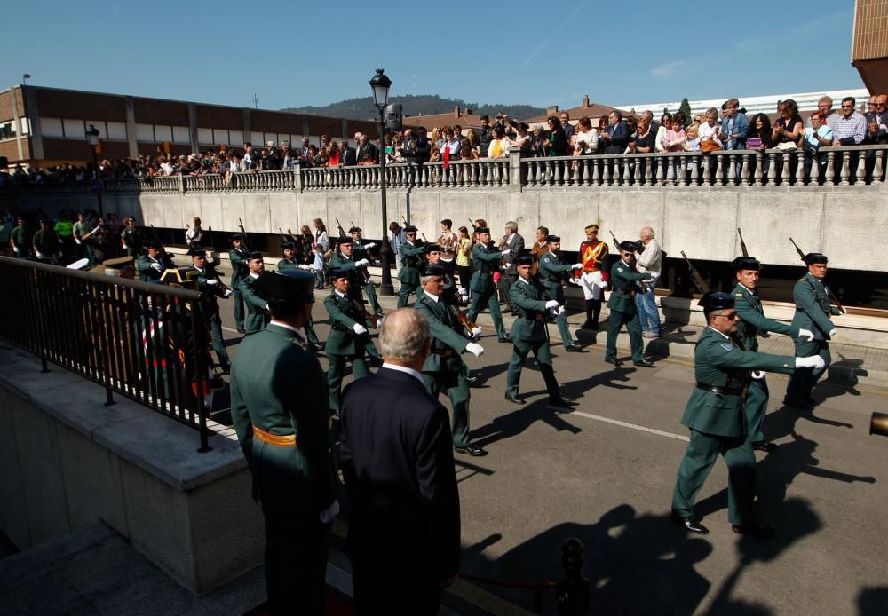 Acto del Día de la Hispanidad en el cuartel de El Rubín, en Oviedo