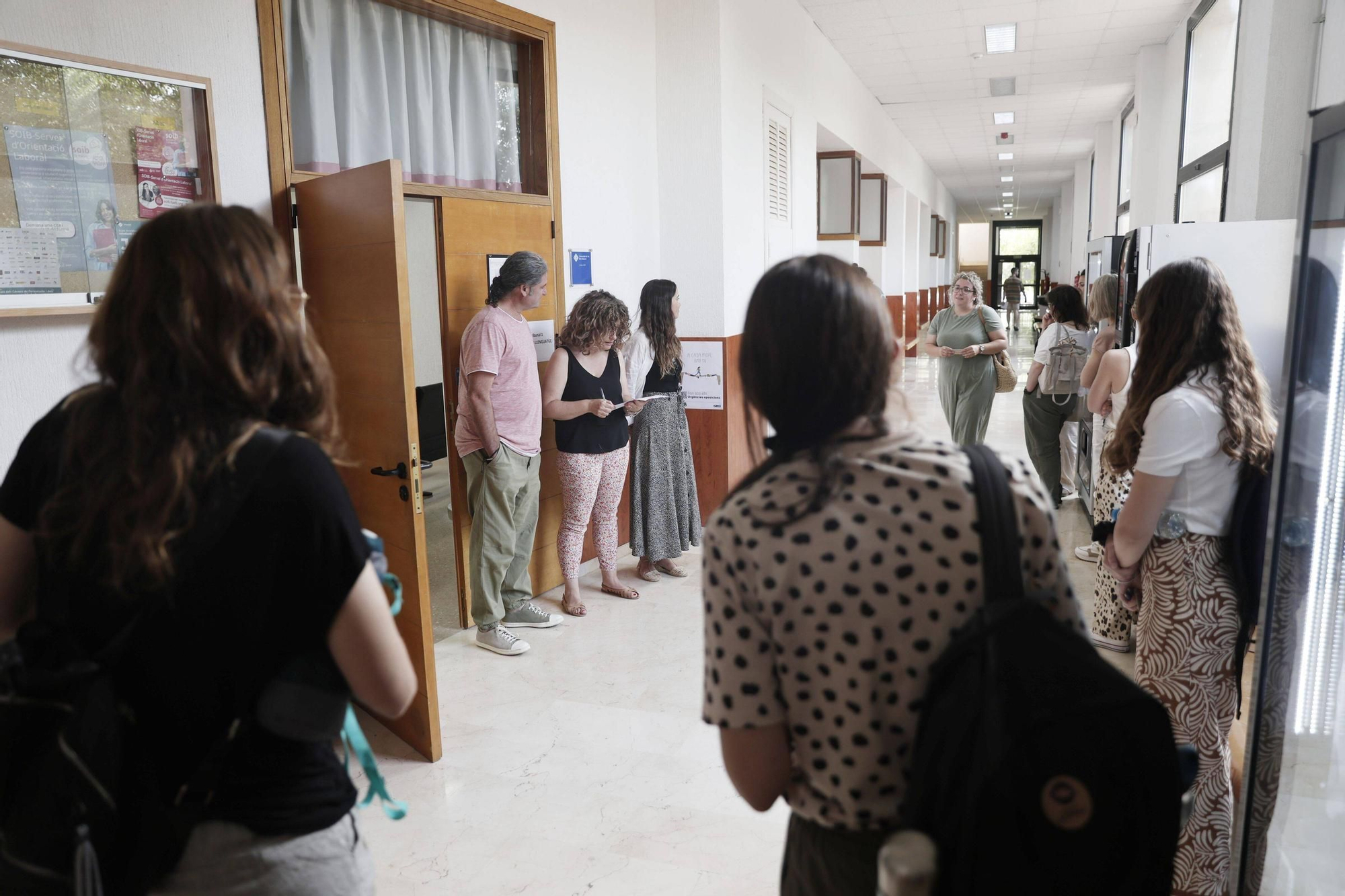 Empiezan las oposiciones a docentes en el edificio Guillem Cifre de Colonya de la UIB
