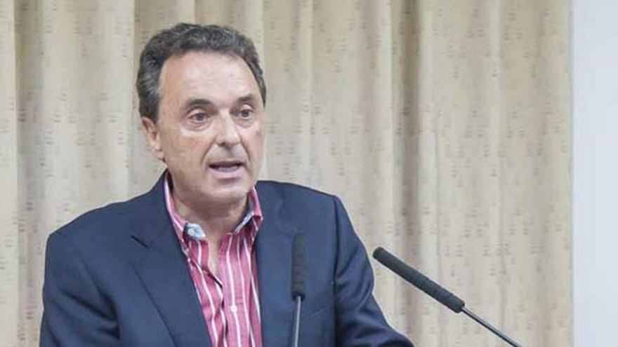 José Ortiz, nuevo alcalde de Torremolinos, en rueda de prensa.