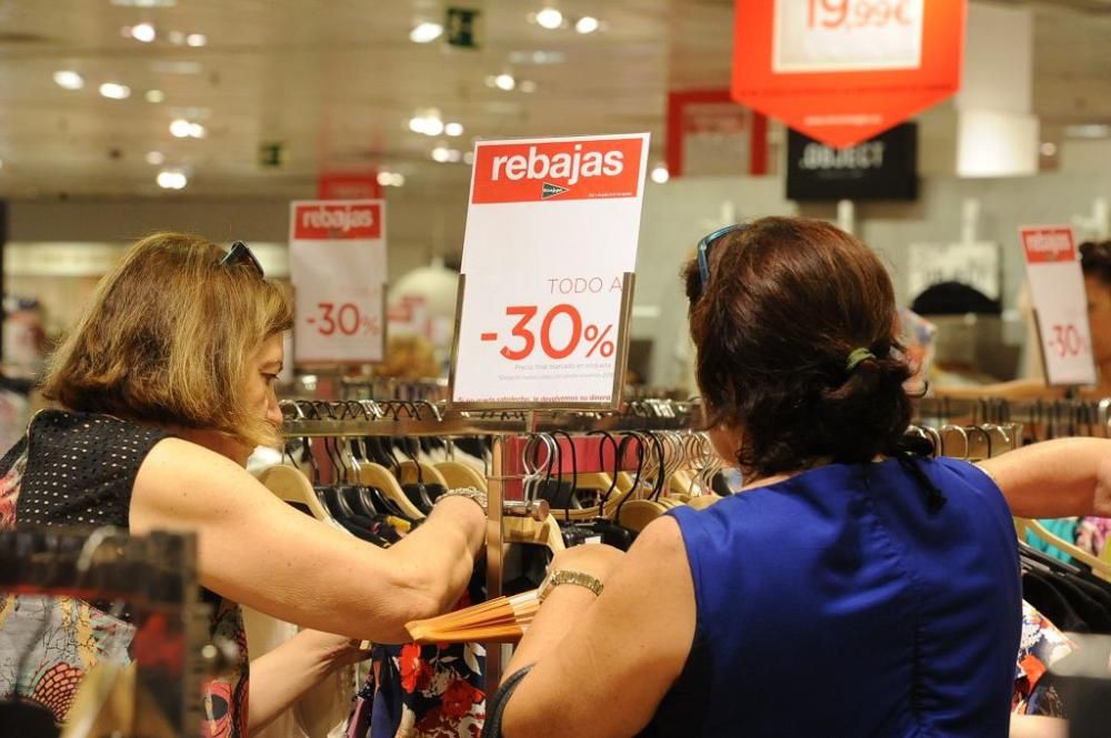 Comienzan las rebajas en Murcia