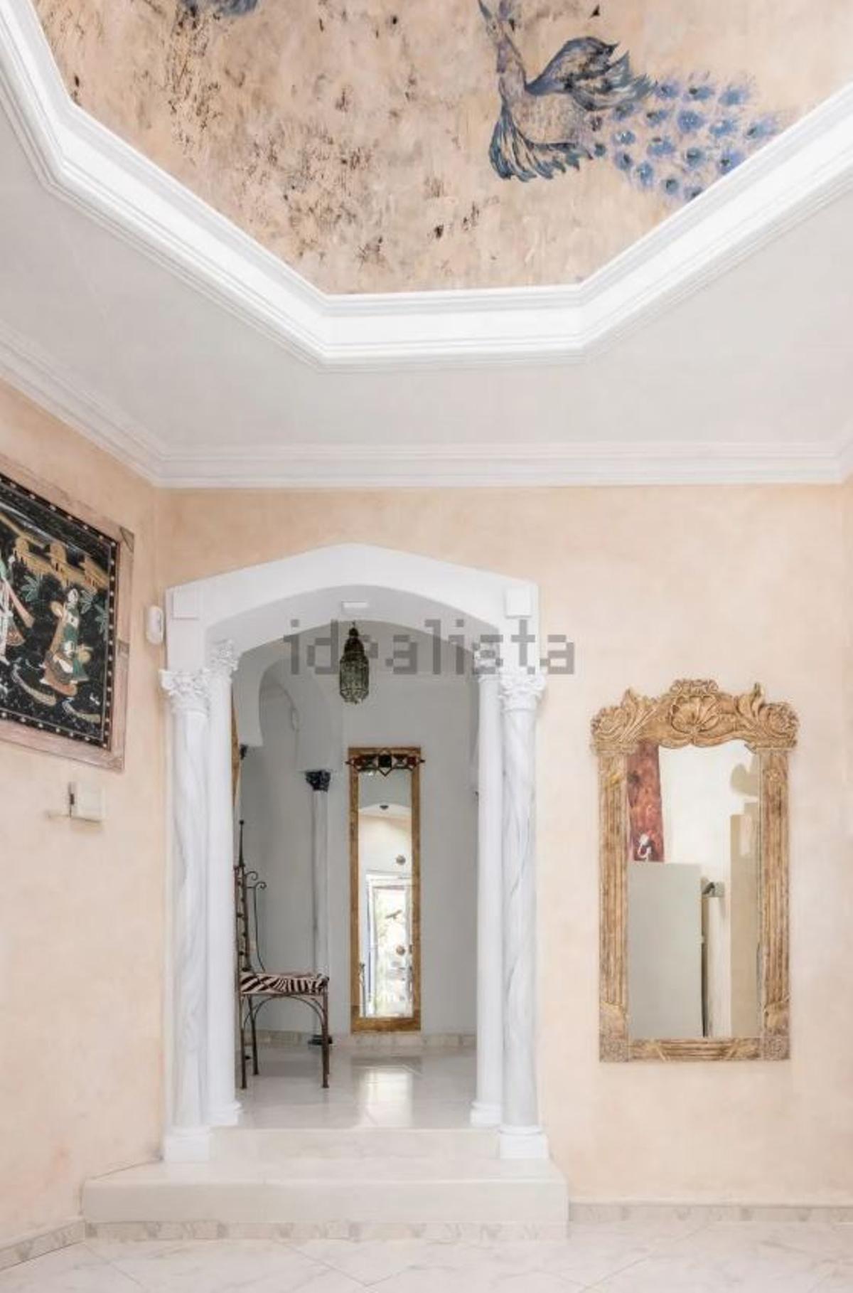 ¿Ibiza o en Santorini? A la venta una peculiar villa de lujo por 3,5 millones en Sant Jordi