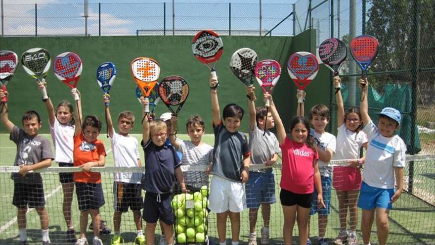 Tenis Drive Academy se une a la marea albinegra