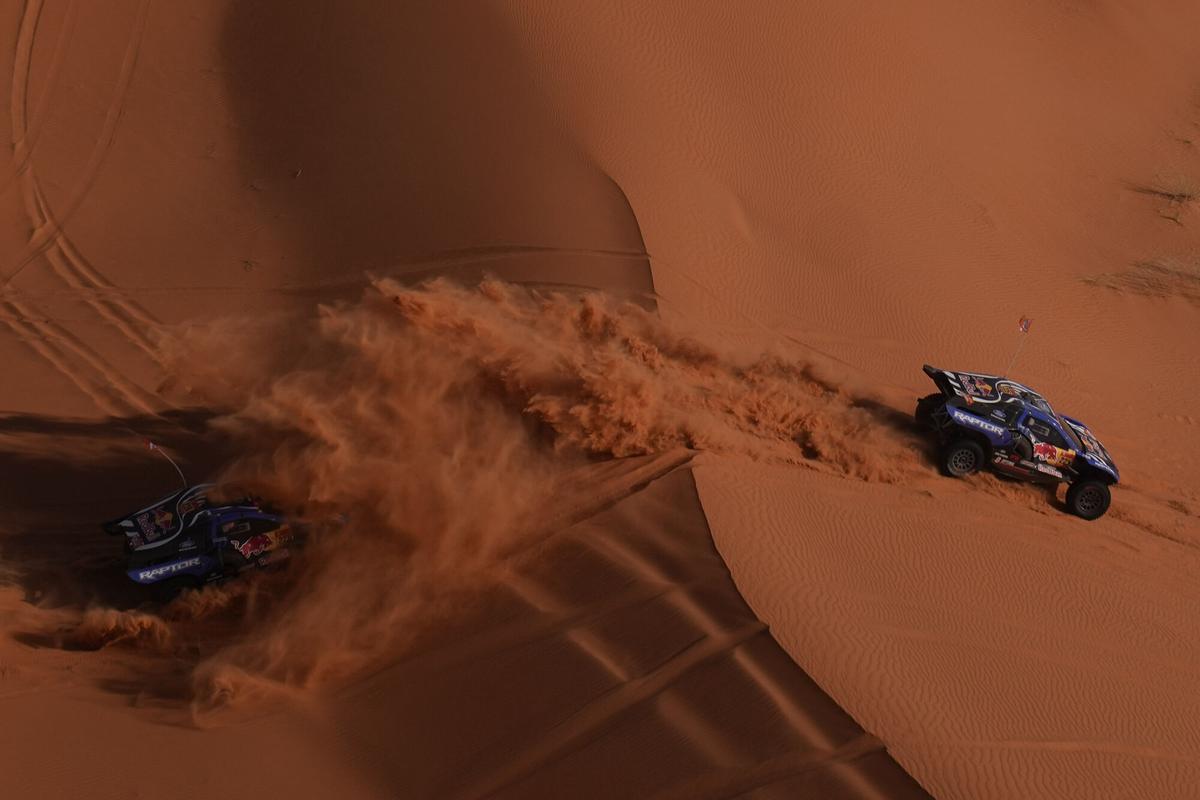 Nani Roma y Alex Haro, durante una etapa