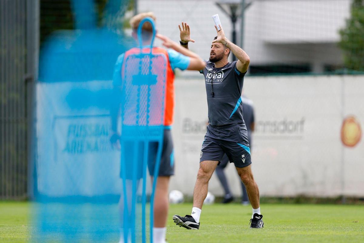 WhatsApp Image 2025 12 30 at 20.57.34