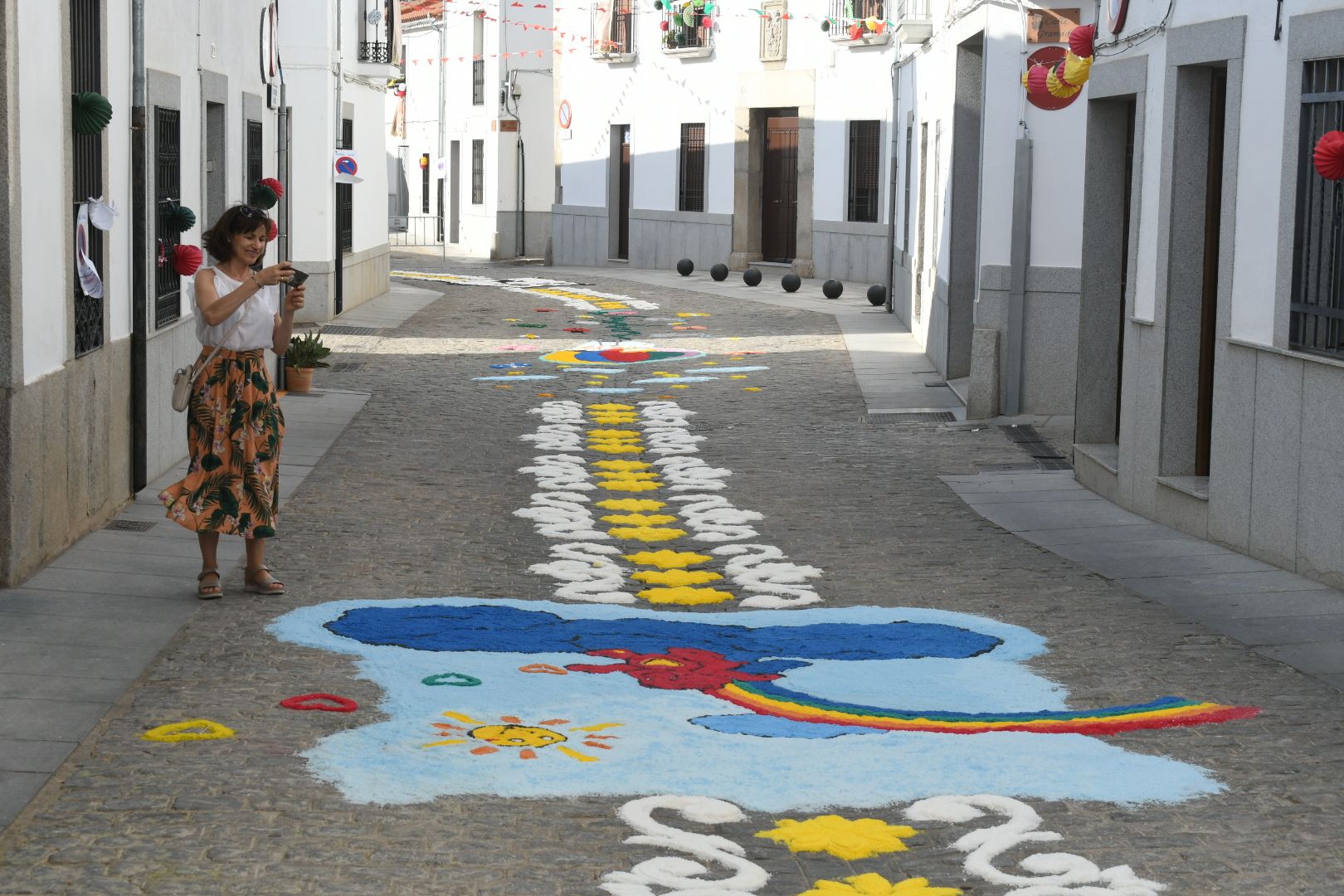 Alfombras de sal y colores en Dos Torres