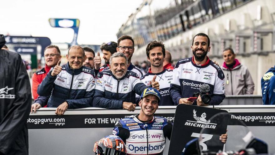 Primera fila para Héctor Garzó y Jordi Torres en el estreno de MotoE