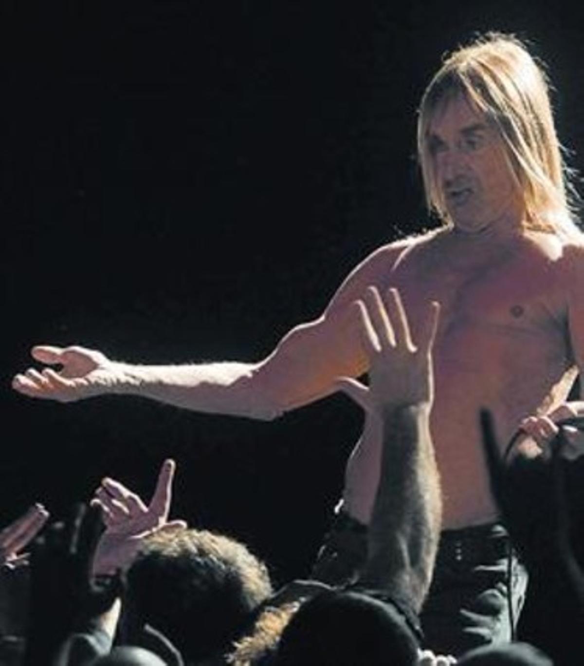 El rock, com el d’Iggy Pop, recorre la novel·la de Jennifer Egan.