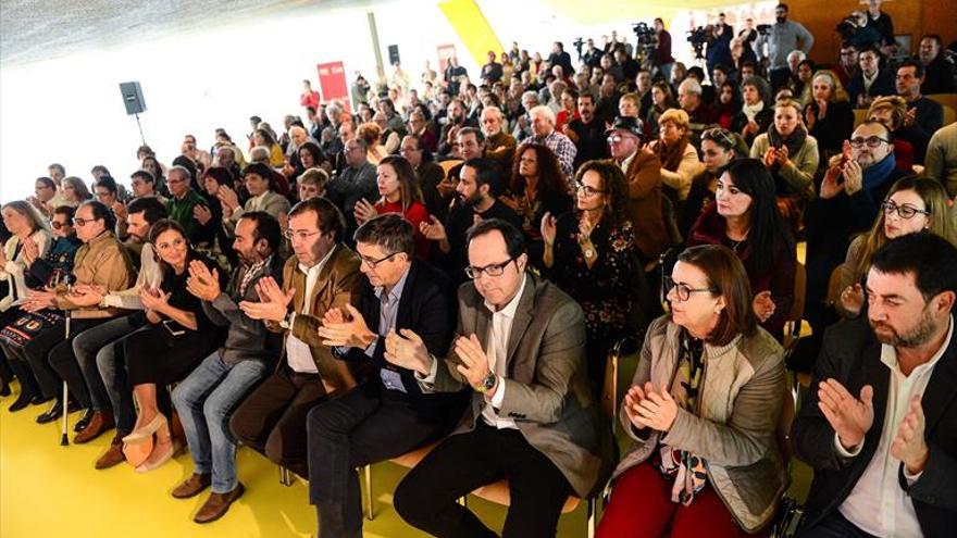 El candidato del PSOE plantea un plan de desarrollo frente a la despoblación