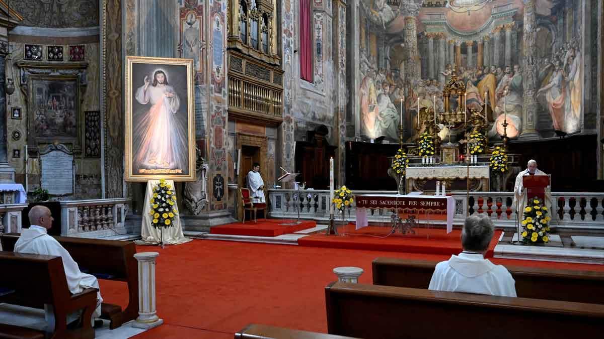 La Iglesia se enfrenta al Gobierno de Italia por prohibir aún las misas