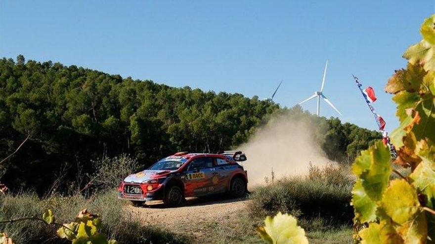 Hyundai tiraniza el Rally Catalunya con Loeb, Neuville y Sordo