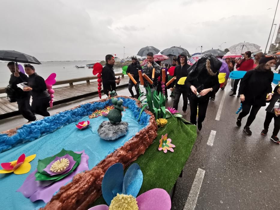 Moaña, Aldán y Bueu dicen adiós a sus carnavales con altas dosis de humor y originalidad.