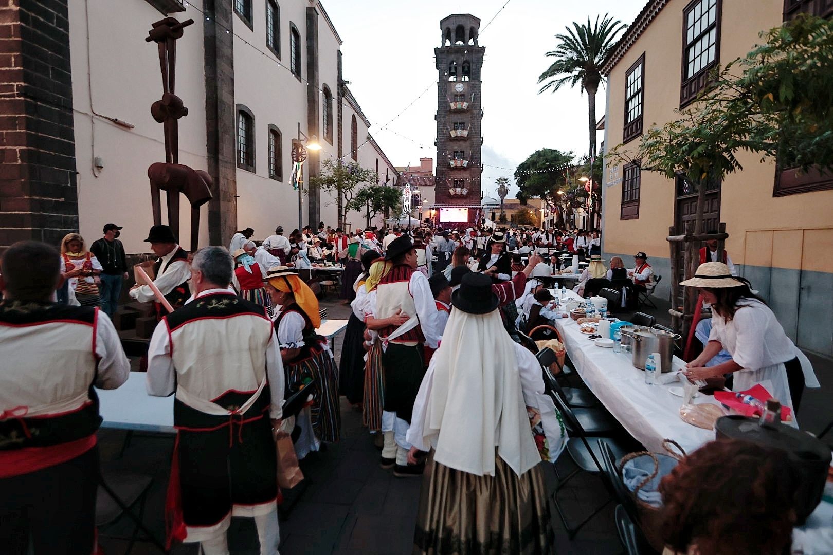 Baile de magos de San Benito