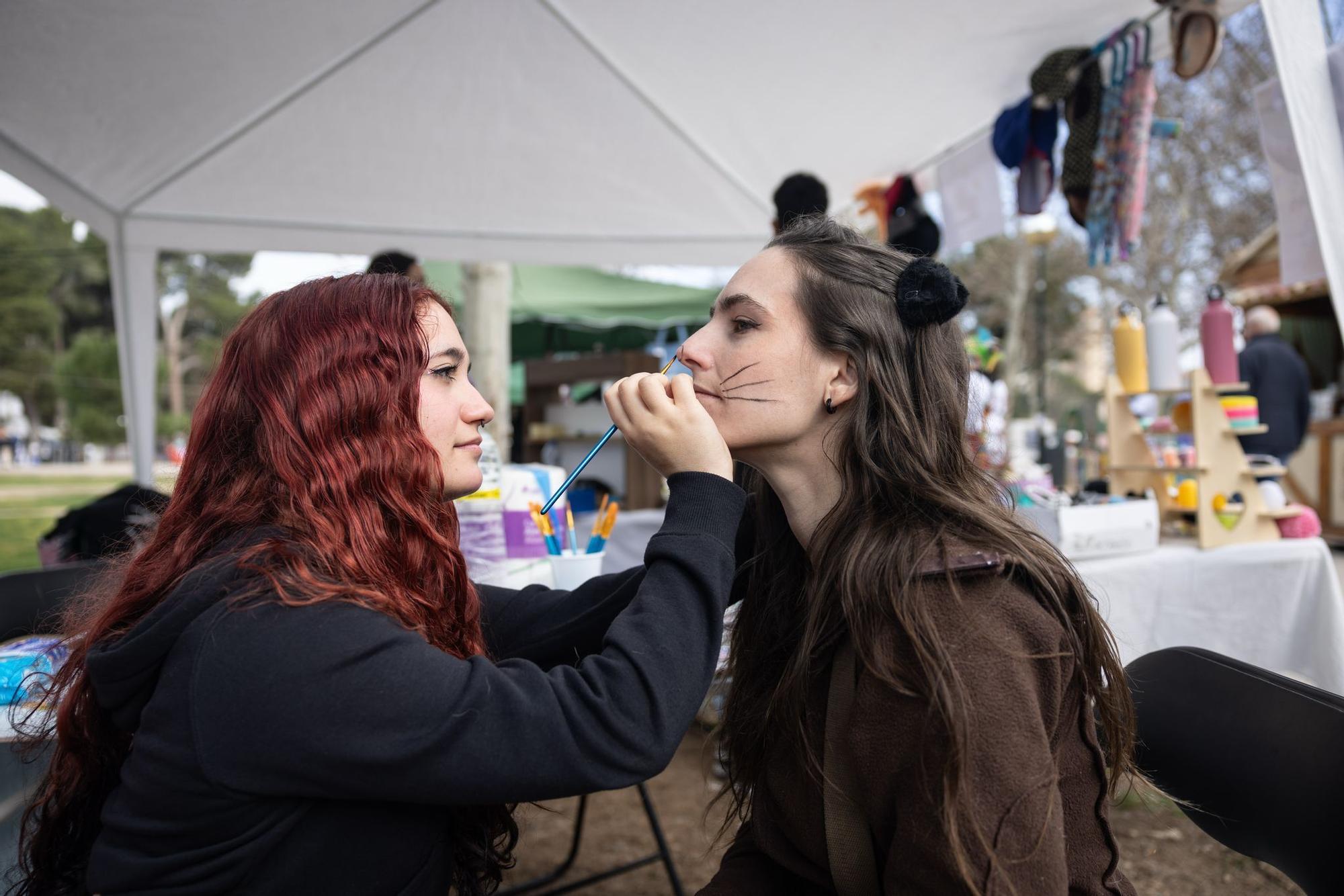 En imágenes | Los zaragozanos no fallan a su cita en el Tío Jorge por la Cincomarzada