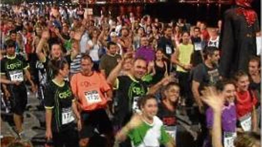 La marxa multitudinària va comptar amb un recorregut de 8 km.