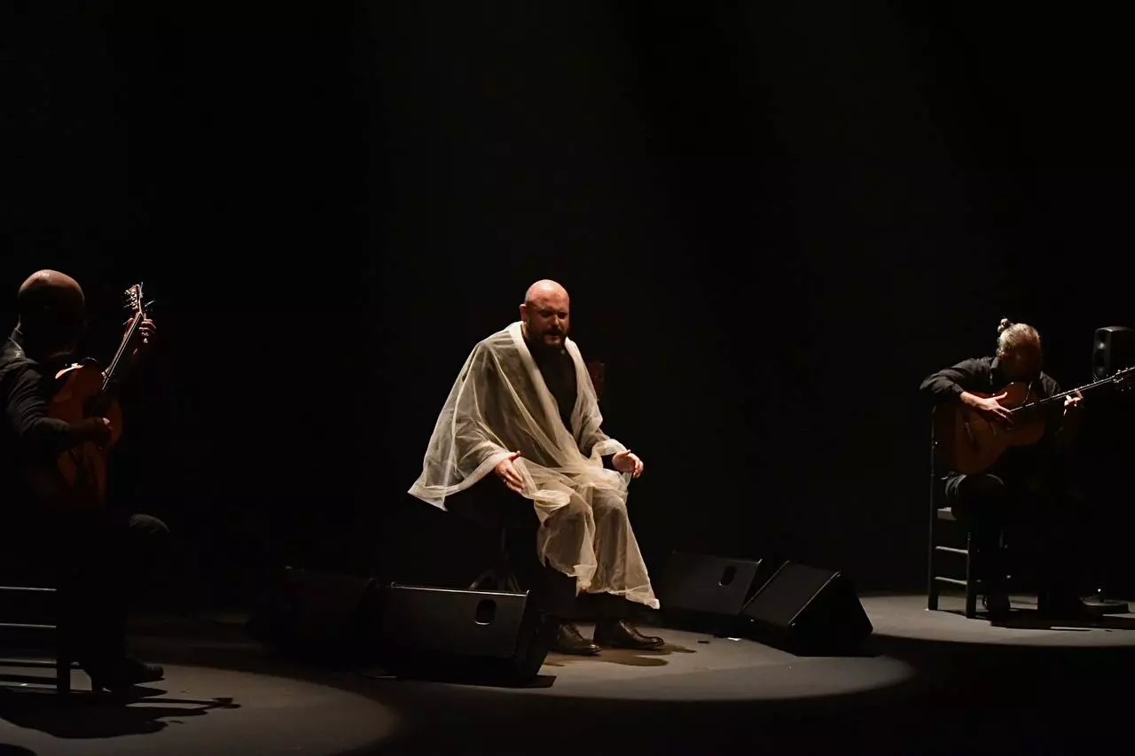Un fragmento de 'Memorial', concierto de Niño de Elche de este 23 de septiembre en la Bienal de Flamenco de Sevilla