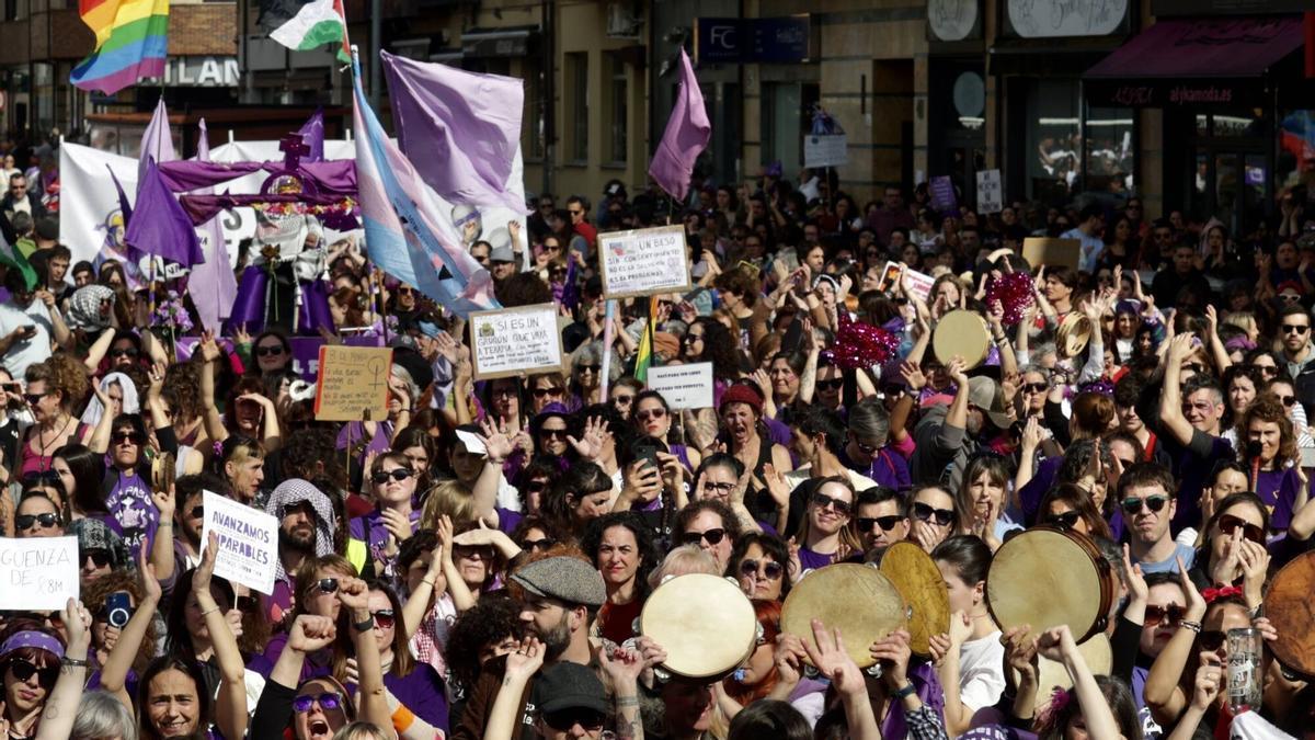 VÍDEO: Así fue la manifestación del 8M en Asturias