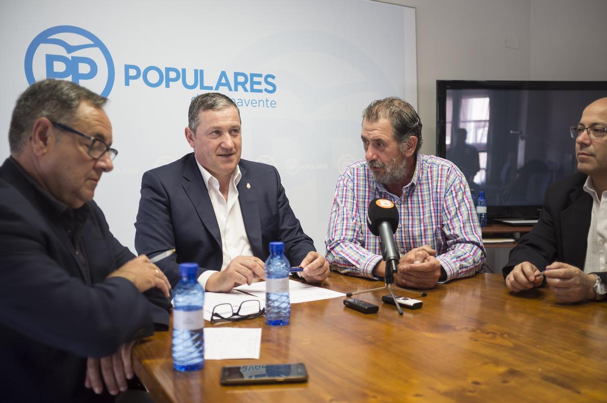 El vicepresidente tercero y diputado de Medio Ambiente e Infraestructuras Municipales, Javier Faúndez Domínguez, en una comparecencia en el PP de Benavente en 2018