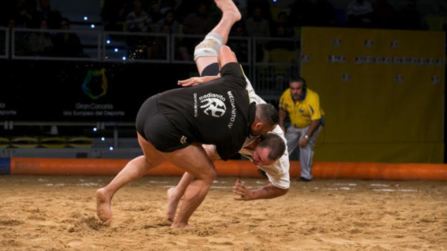 Ricardo Rodríguez &#039;Medianito IV&#039;, en acción en Siete Palmas, en 2016.