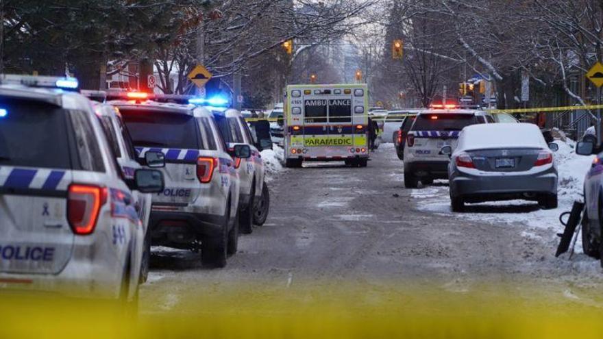 Un muerto y tres heridos de gravedad tras un tiroteo en el centro de Ottawa
