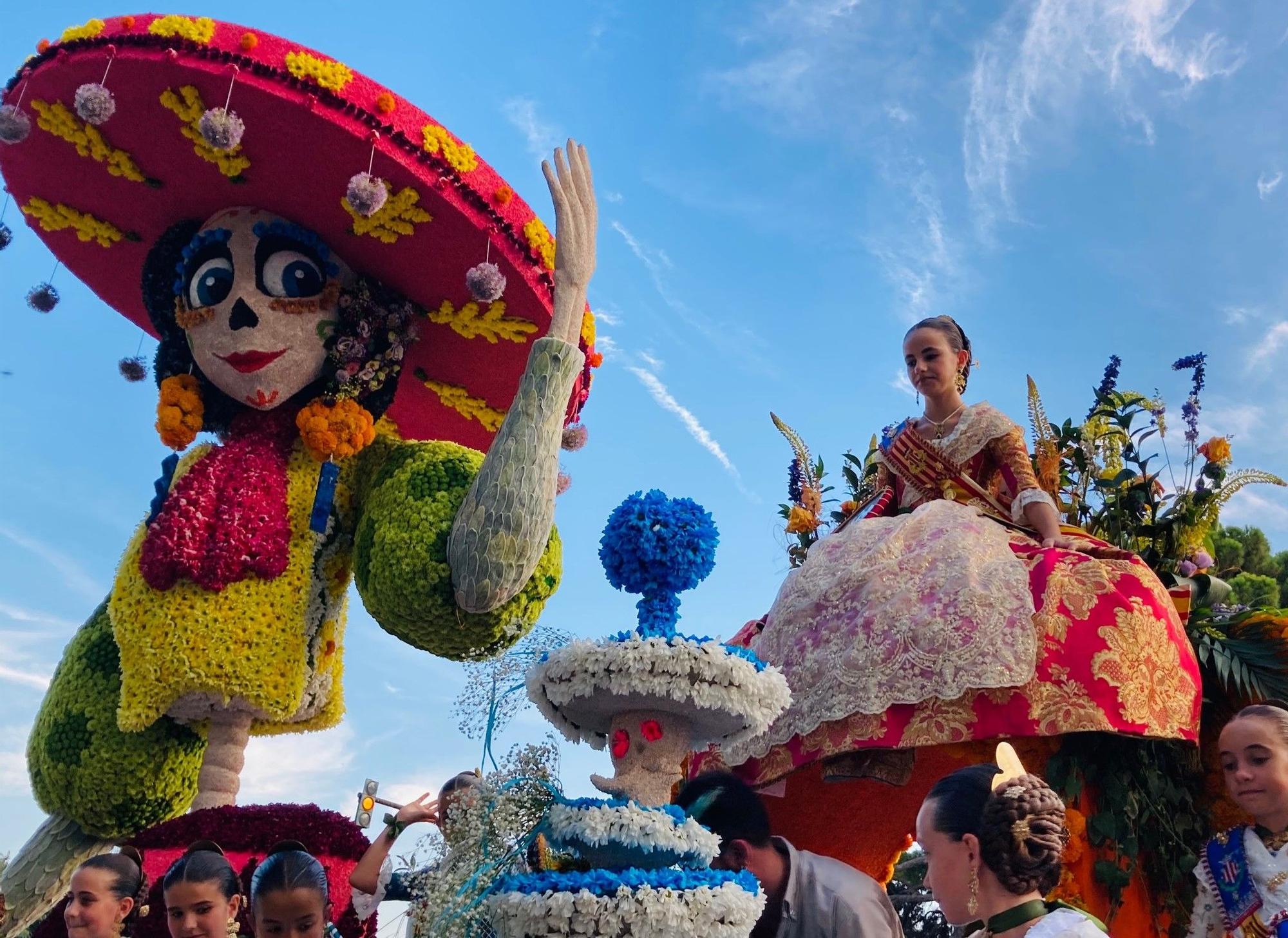 Fin de Feria para Carmen, Nerea y las cortes 2022 en la Batalla de Flores